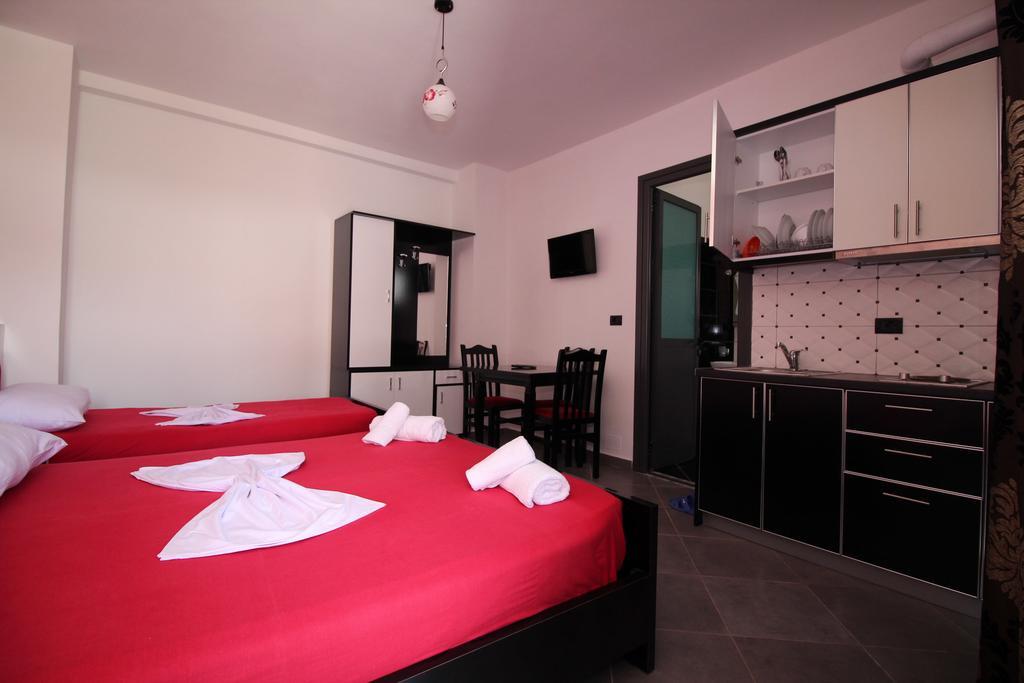Hotel Ilio Ксамил Экстерьер фото