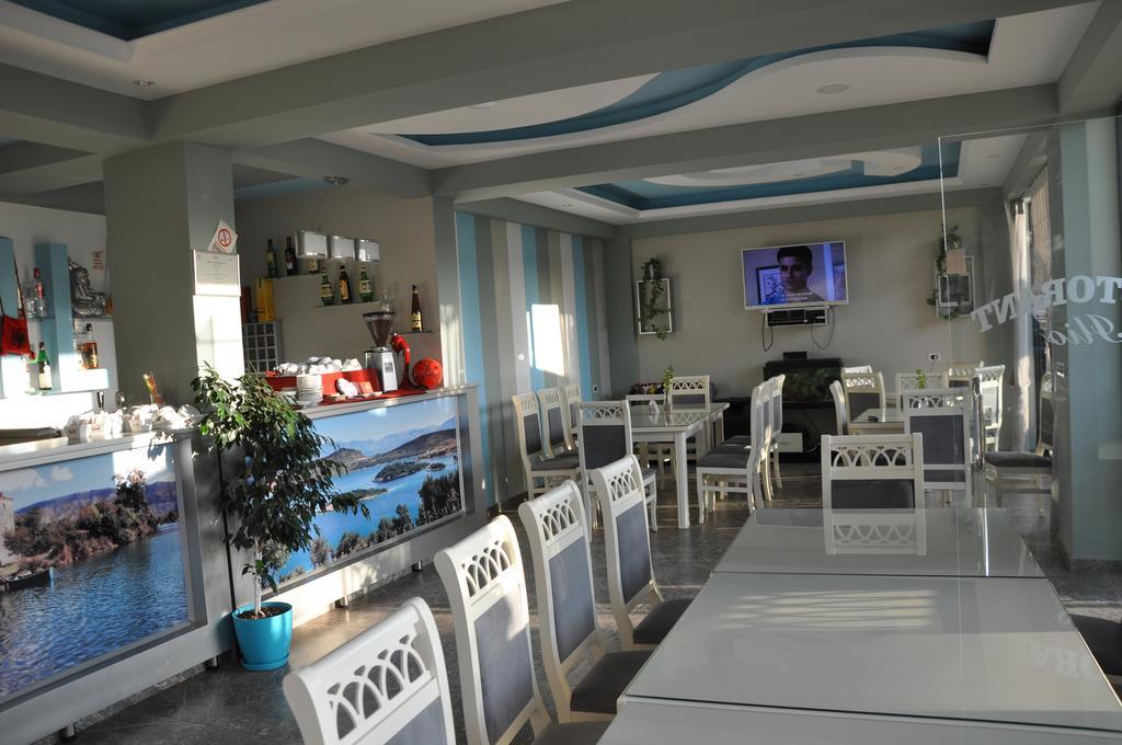 Hotel Ilio Ксамил Экстерьер фото